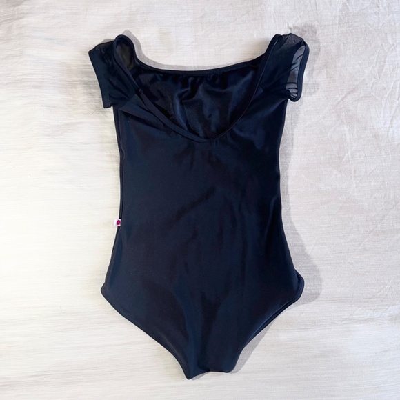 Yumiko Wendy Leotard Black with Mesh Sleeves Xsmall - Picture 4 of 5